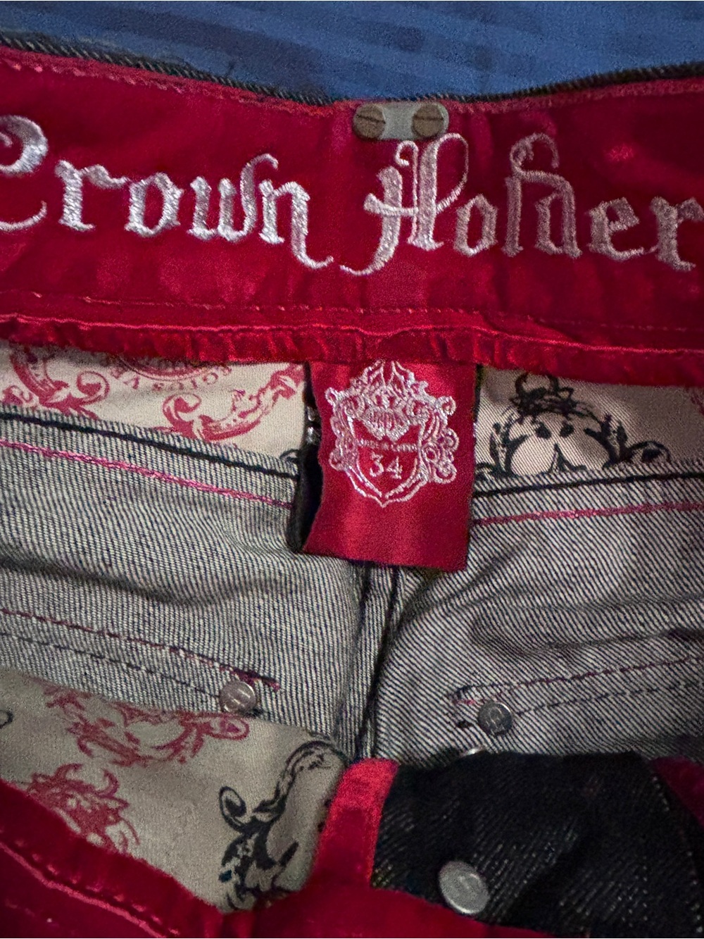 Crown Holder Men’s Black Jean Shorts with Red & White pockets & trim - Picture 3 of 8
